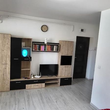 Self Check-In Studio 22 Bulevardul Oltenia ไกรโอวา ภายนอก รูปภาพ